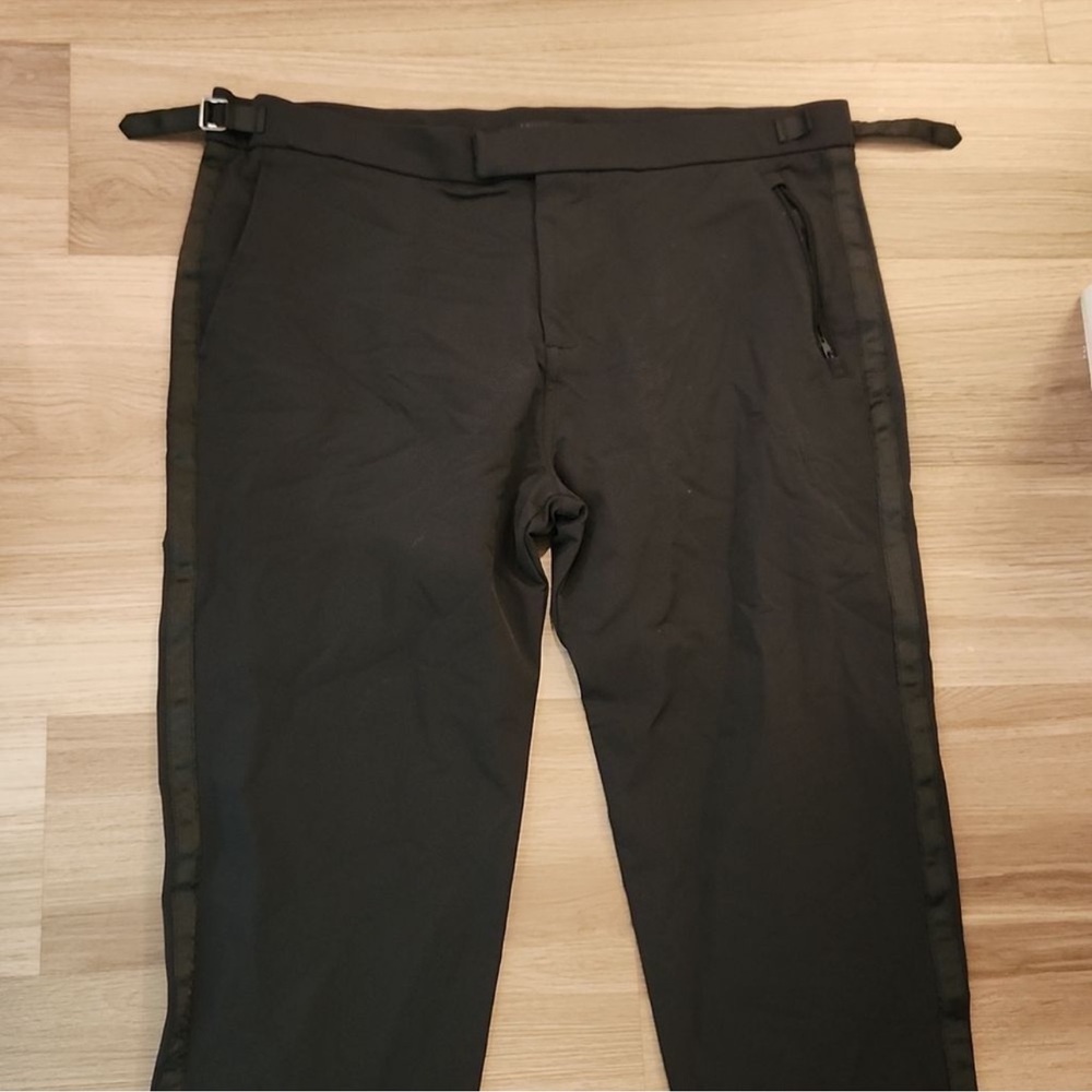 Greyson Black Rumson Golf Pants with Tapered Leg